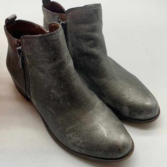 Lucky Brand Silver Ankle Boot Sz 8.5. MCA1273B - Picture 1 of 10